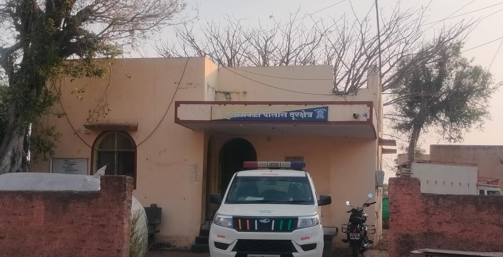 पुसेसावळी दुरक्षेत्र परिसरात अवैध धंद्यांचा 'अंधार' आणि उपनिरीक्षकांची 'सुपरसोनिक' नेत्रे?