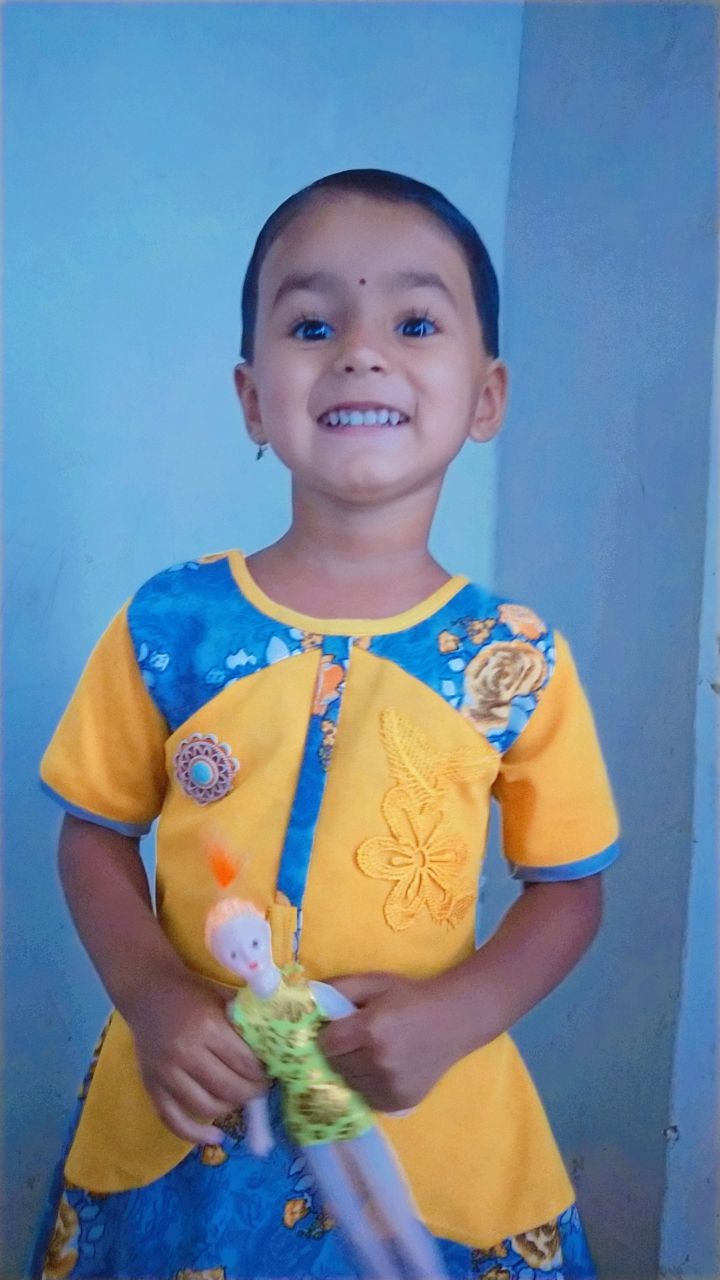 अंगणवाडीतील चिमुकलीचा बुडून मृत्यू; शाळकरी बंधू बेपत्ता 